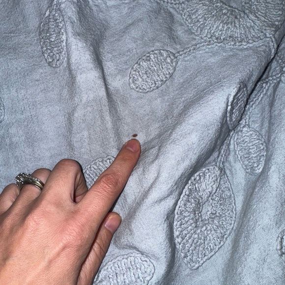 Serena & Lily Dusty Blue Floral Embroidered Button Closure Twin / XL Twin Duvet - Picture 5 of 11